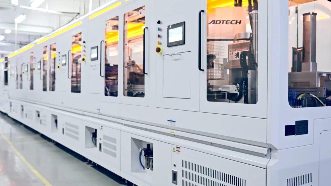 تفتتح Geekvape عصرًا جديدًا من الإنتاج الآلي خالي من الغبار، مُعلنةً بذلك عن بزوغ فجر مرحلة جديدة من التصنيع الذكي والمستدام في القطاع.